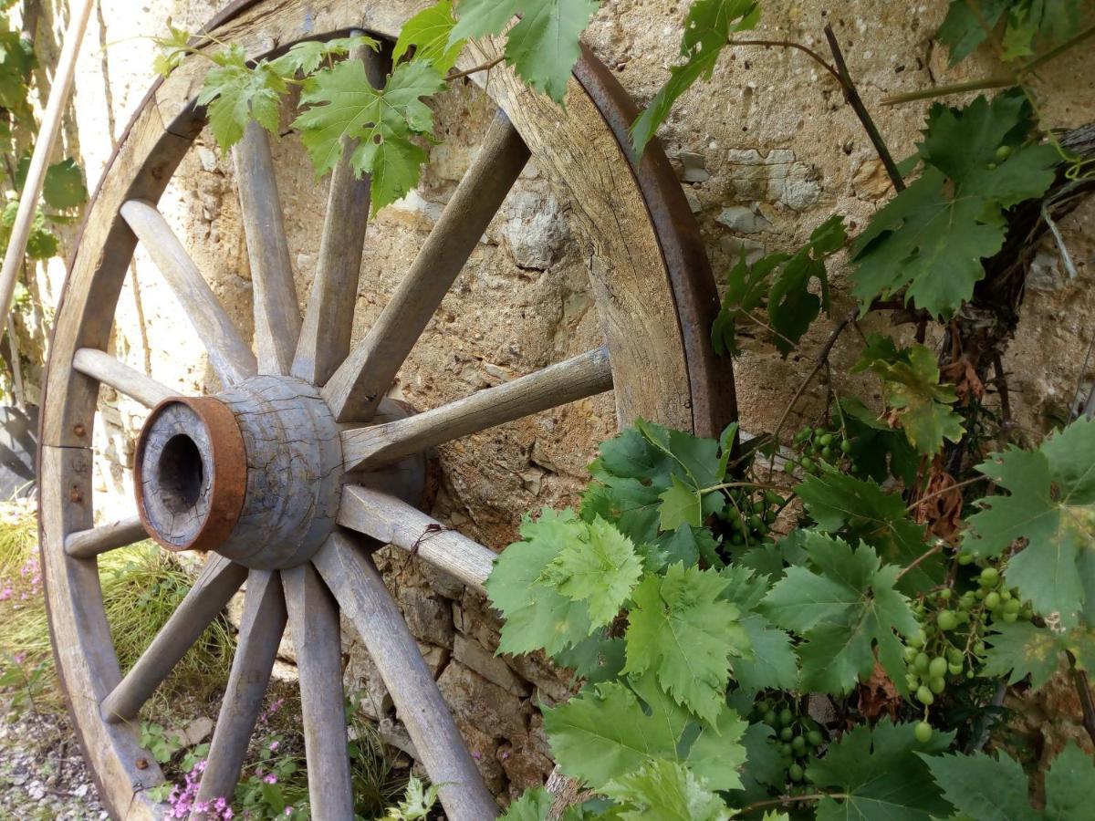 Les Trois L Bed & Breakfast Gindou Eksteriør bilde