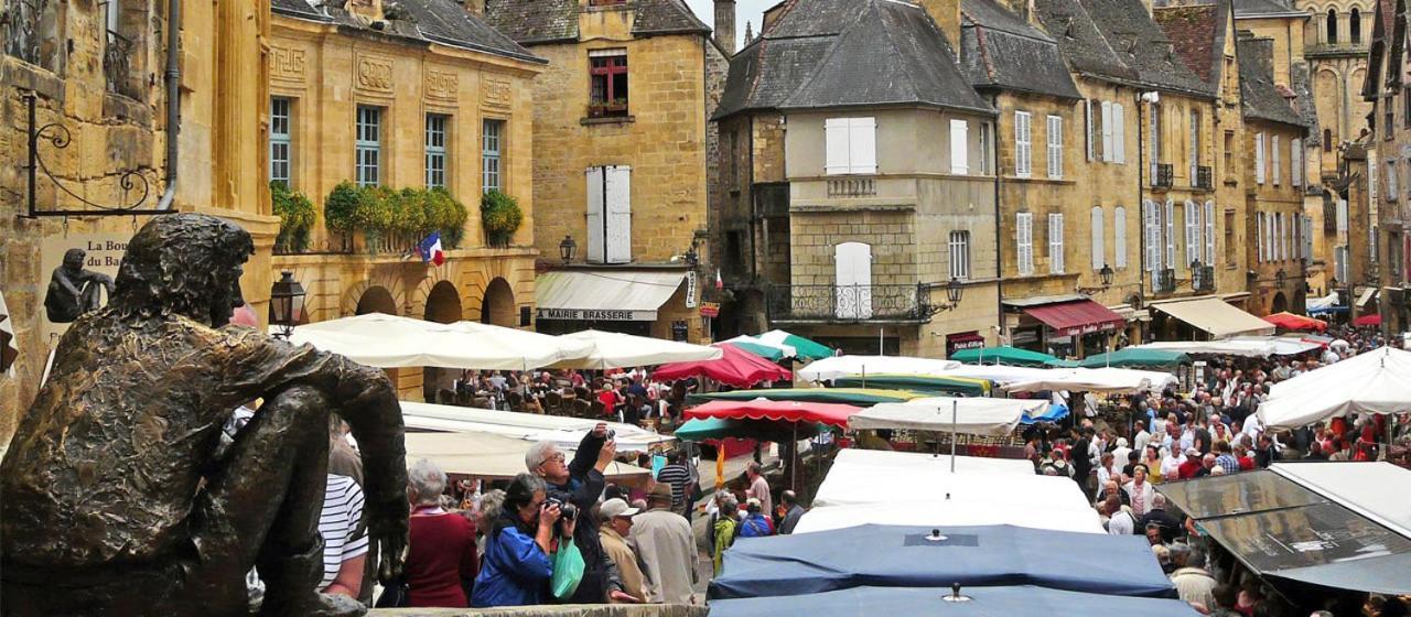 Les Trois L Bed & Breakfast Gindou Eksteriør bilde
