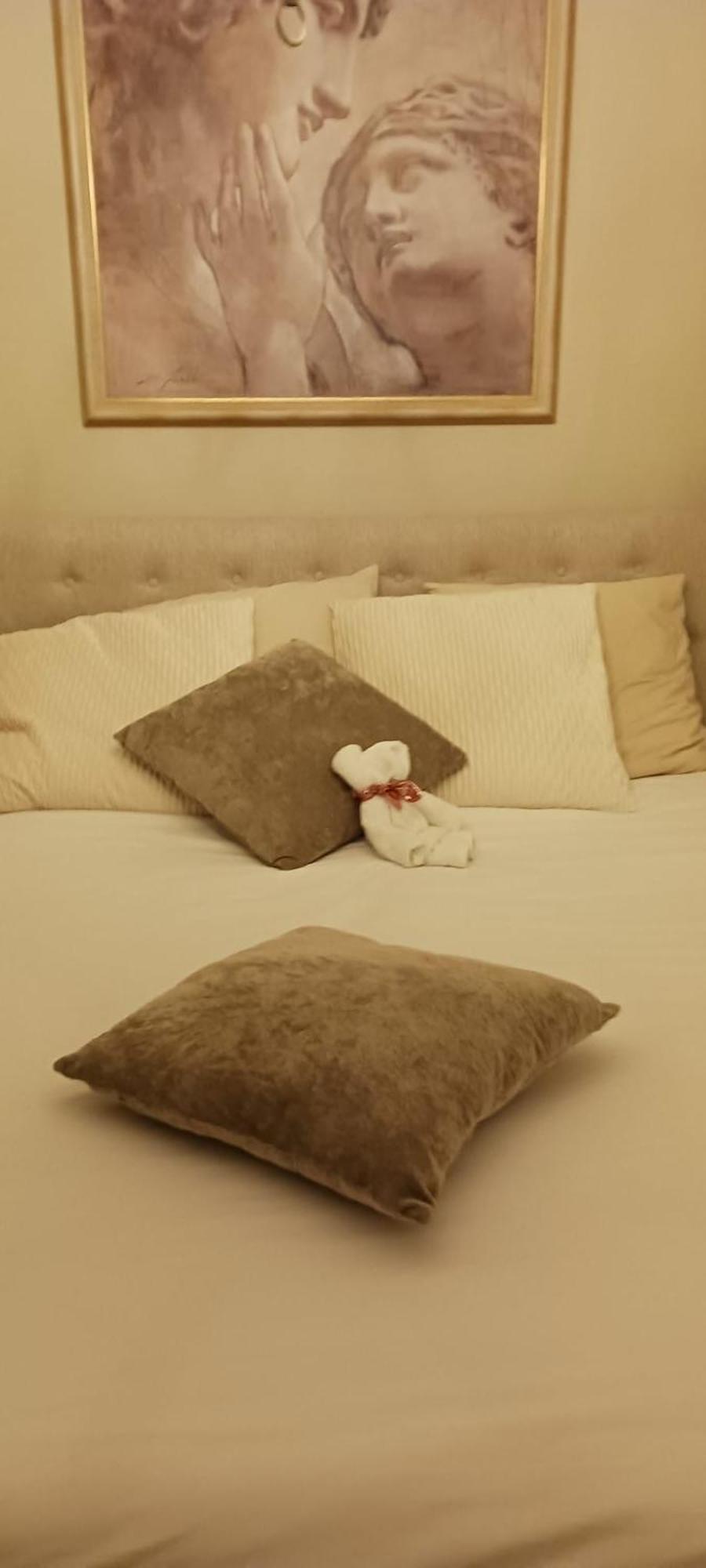 Les Trois L Bed & Breakfast Gindou Eksteriør bilde