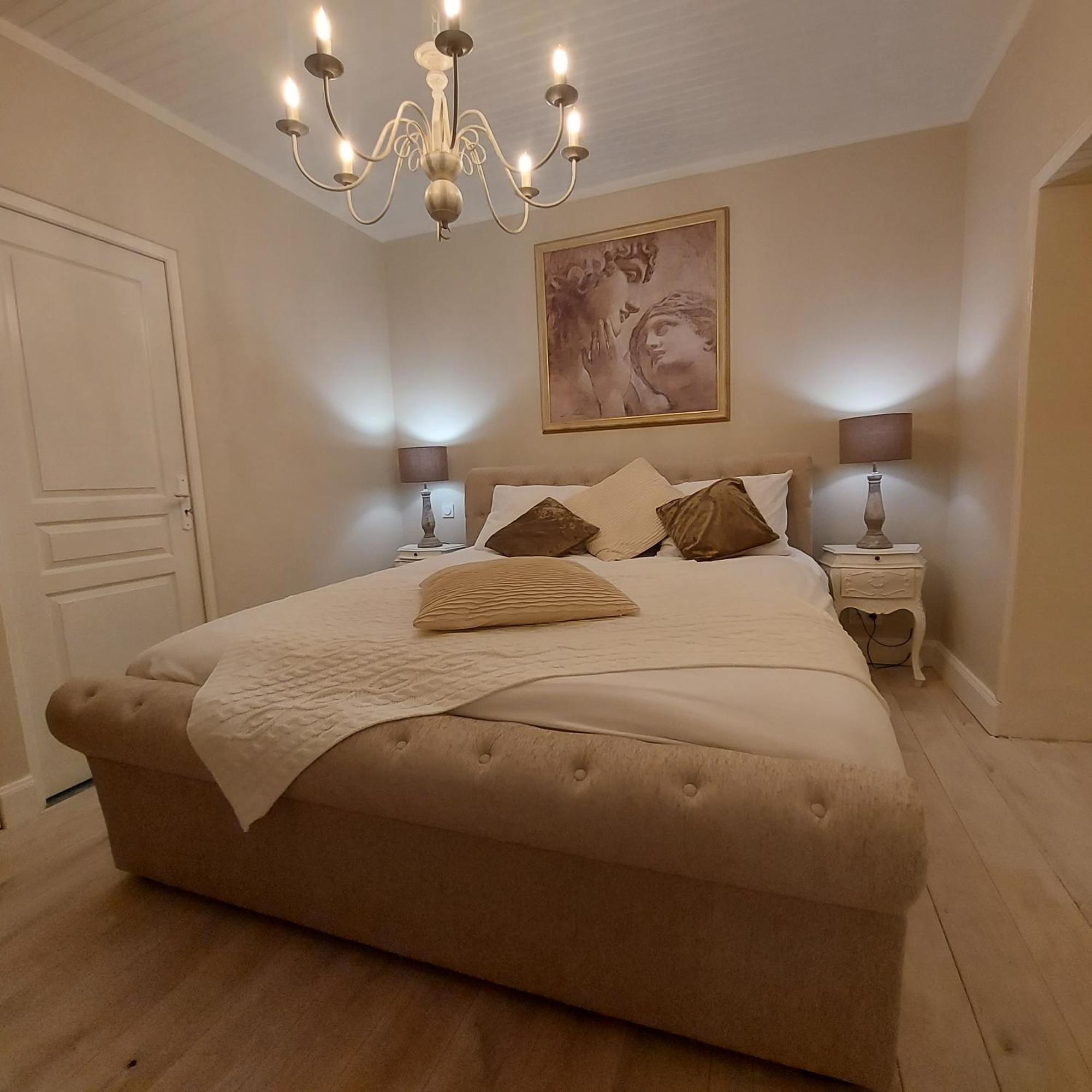 Les Trois L Bed & Breakfast Gindou Eksteriør bilde