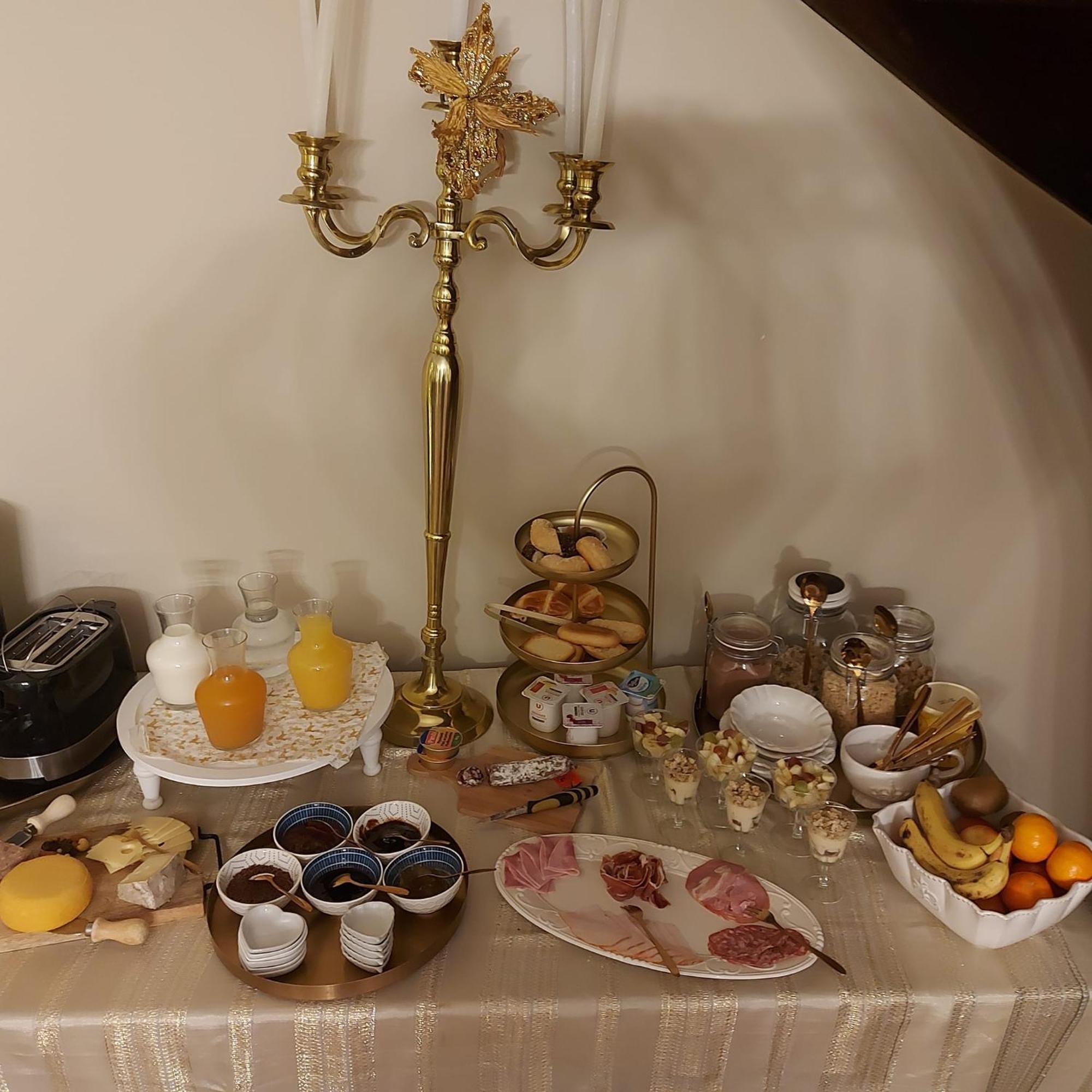 Les Trois L Bed & Breakfast Gindou Eksteriør bilde