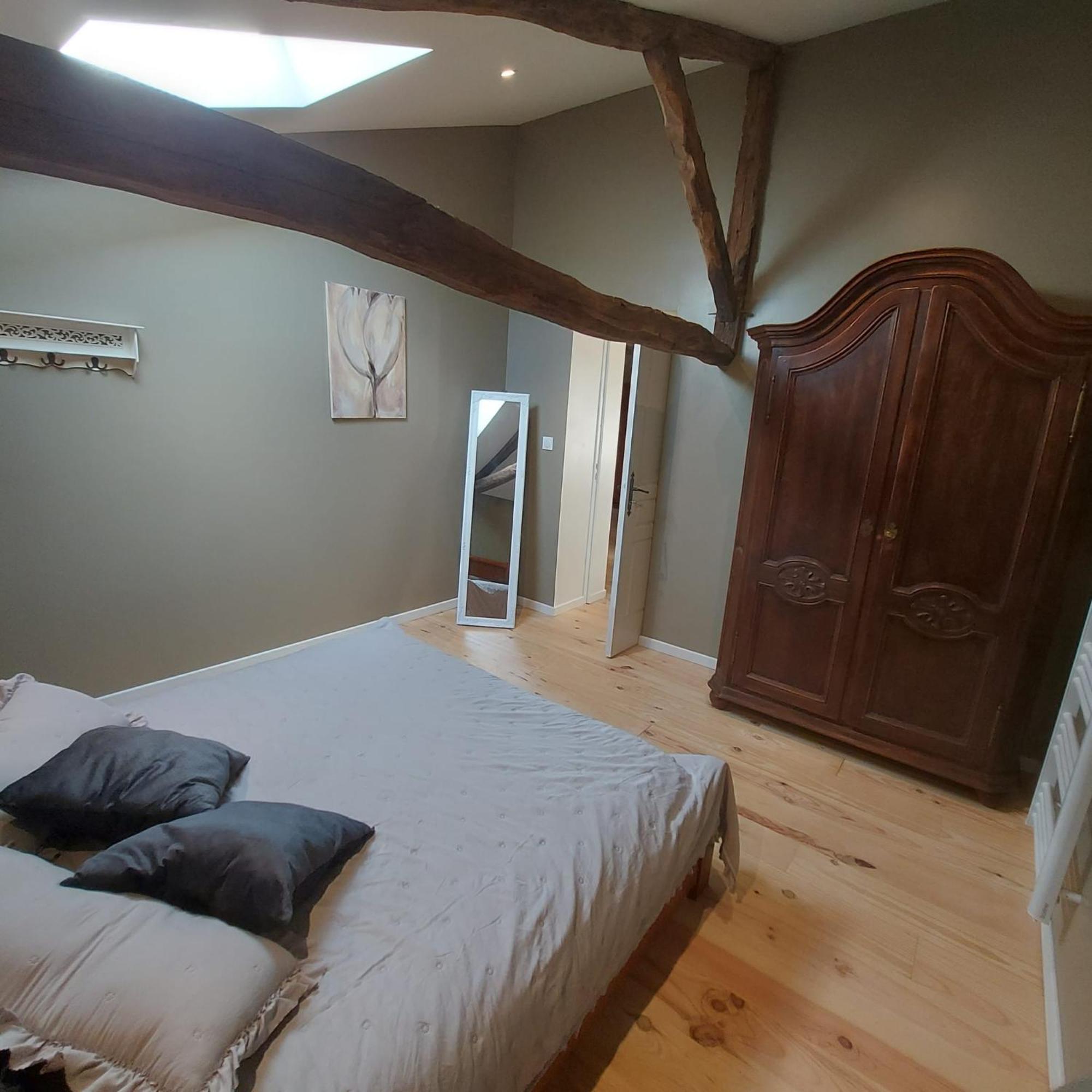 Les Trois L Bed & Breakfast Gindou Eksteriør bilde