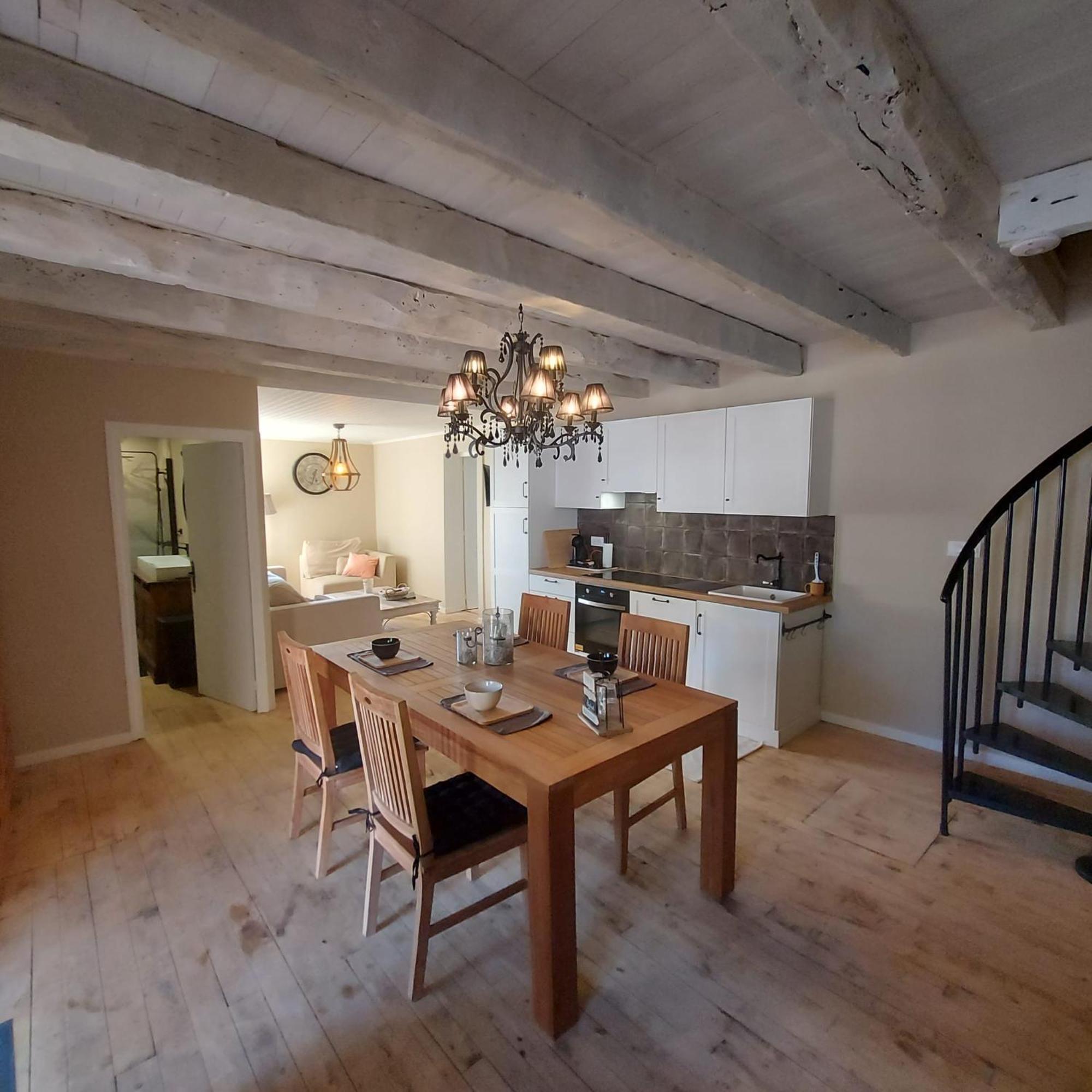 Les Trois L Bed & Breakfast Gindou Eksteriør bilde