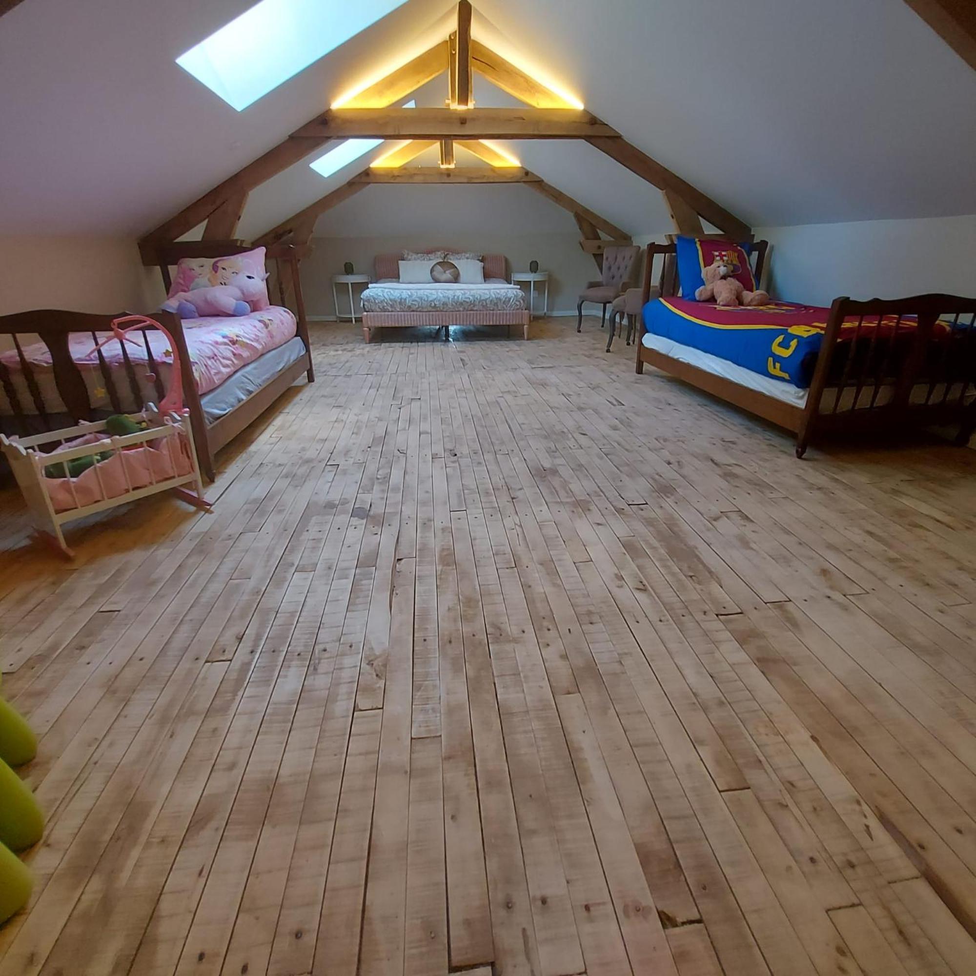 Les Trois L Bed & Breakfast Gindou Eksteriør bilde